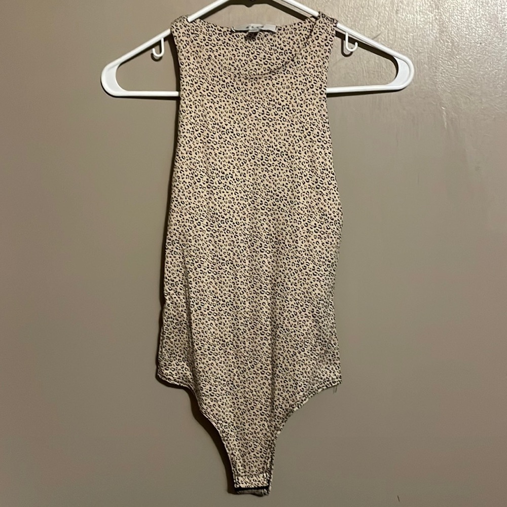 Leopard print top